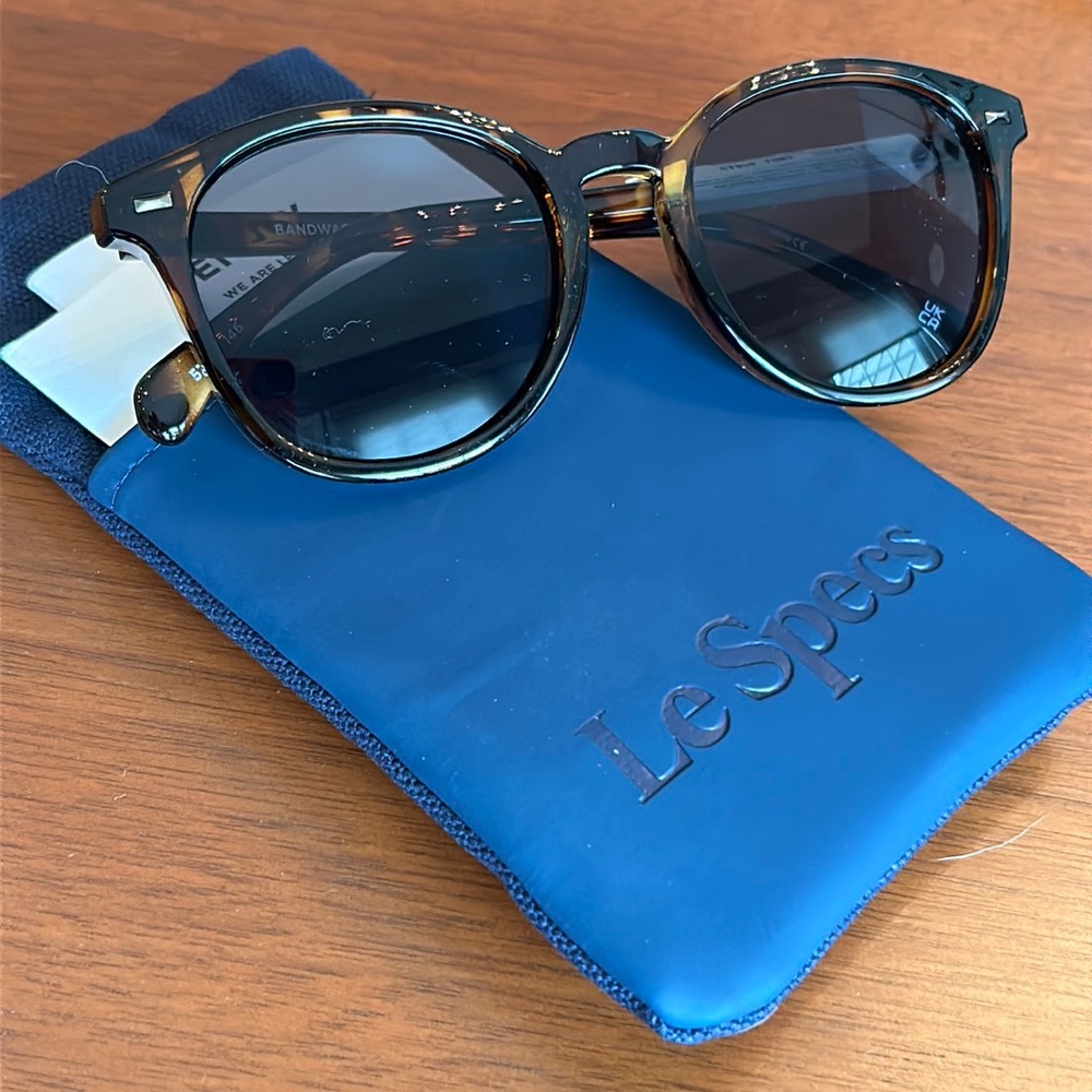 Le Specs Bandwagon Sunglasses